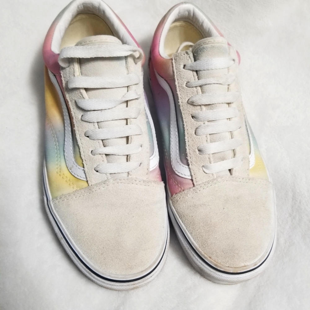 Women's Van's size 8